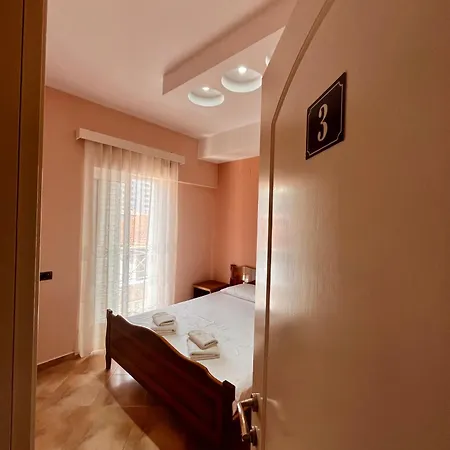 Papa 3* Durrës