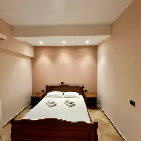 招待所 Papa Durrës