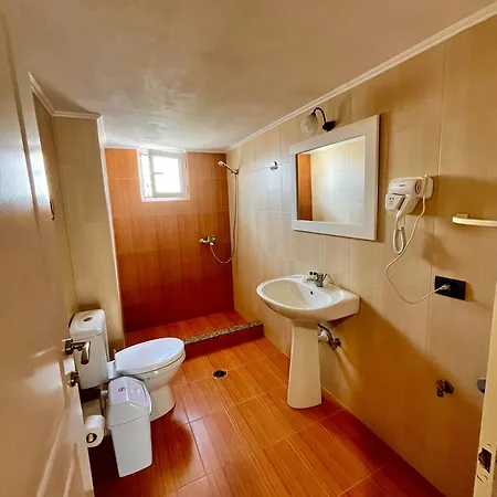 Papa Pensjonat Durrës