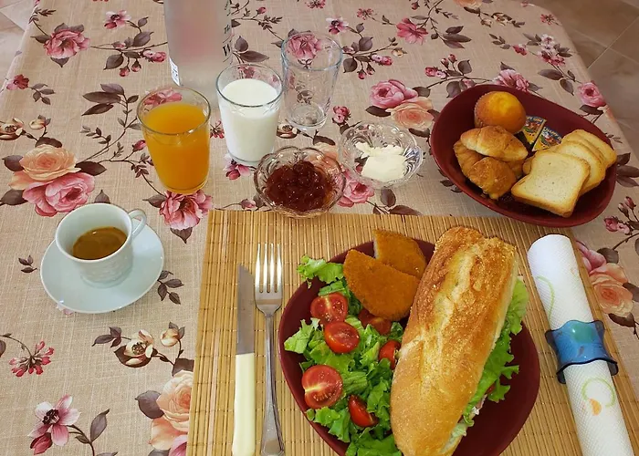 Papa Penzion Durrës